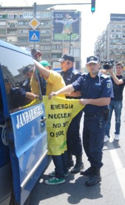 Protest împotriva construcţiei reactoarelor 3 şi 4 de la Cernavodă